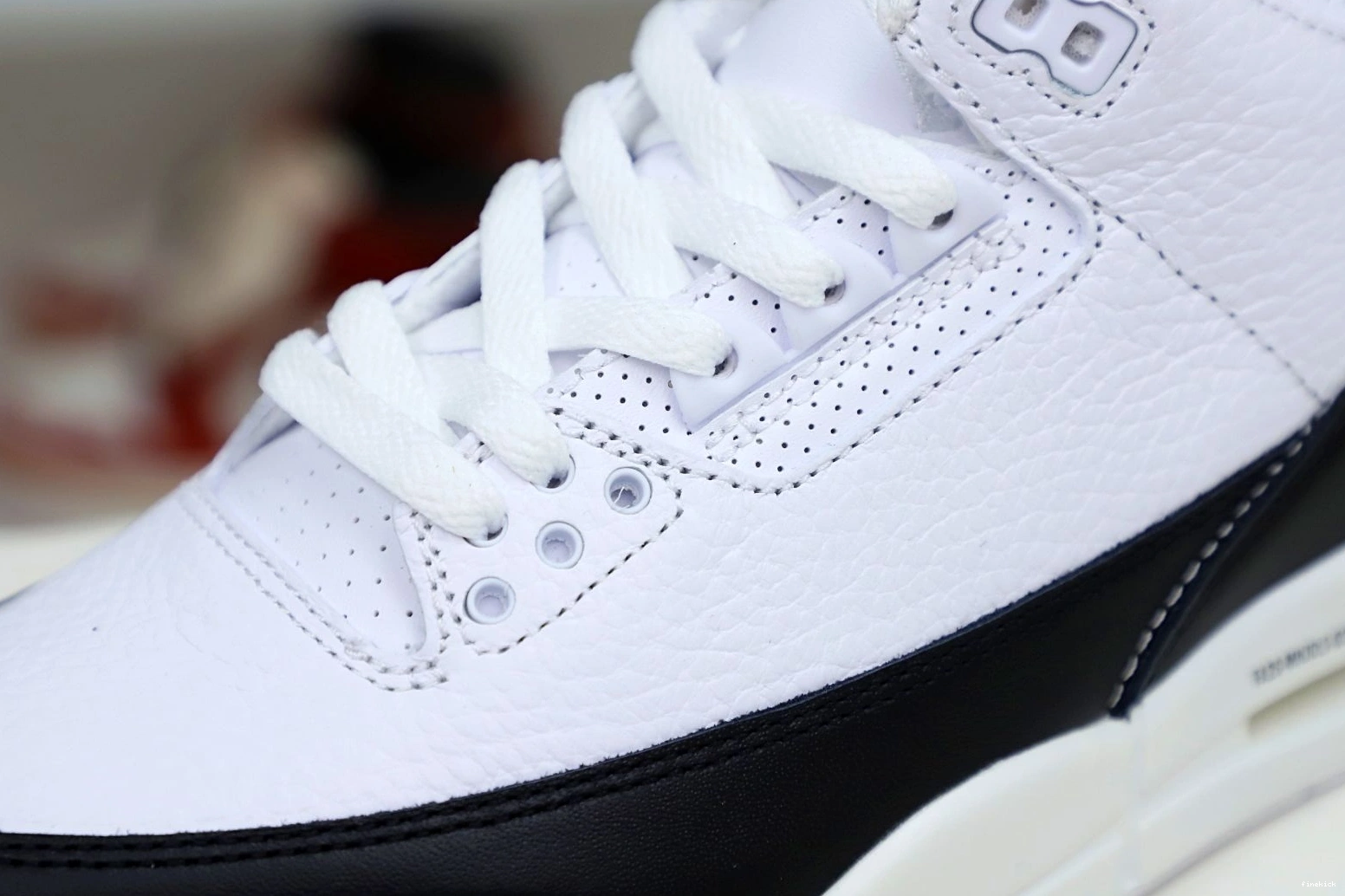 AIR 3 DESIGN RETRO 'WHITE' JORDAN X FRAGMENT SP 1227